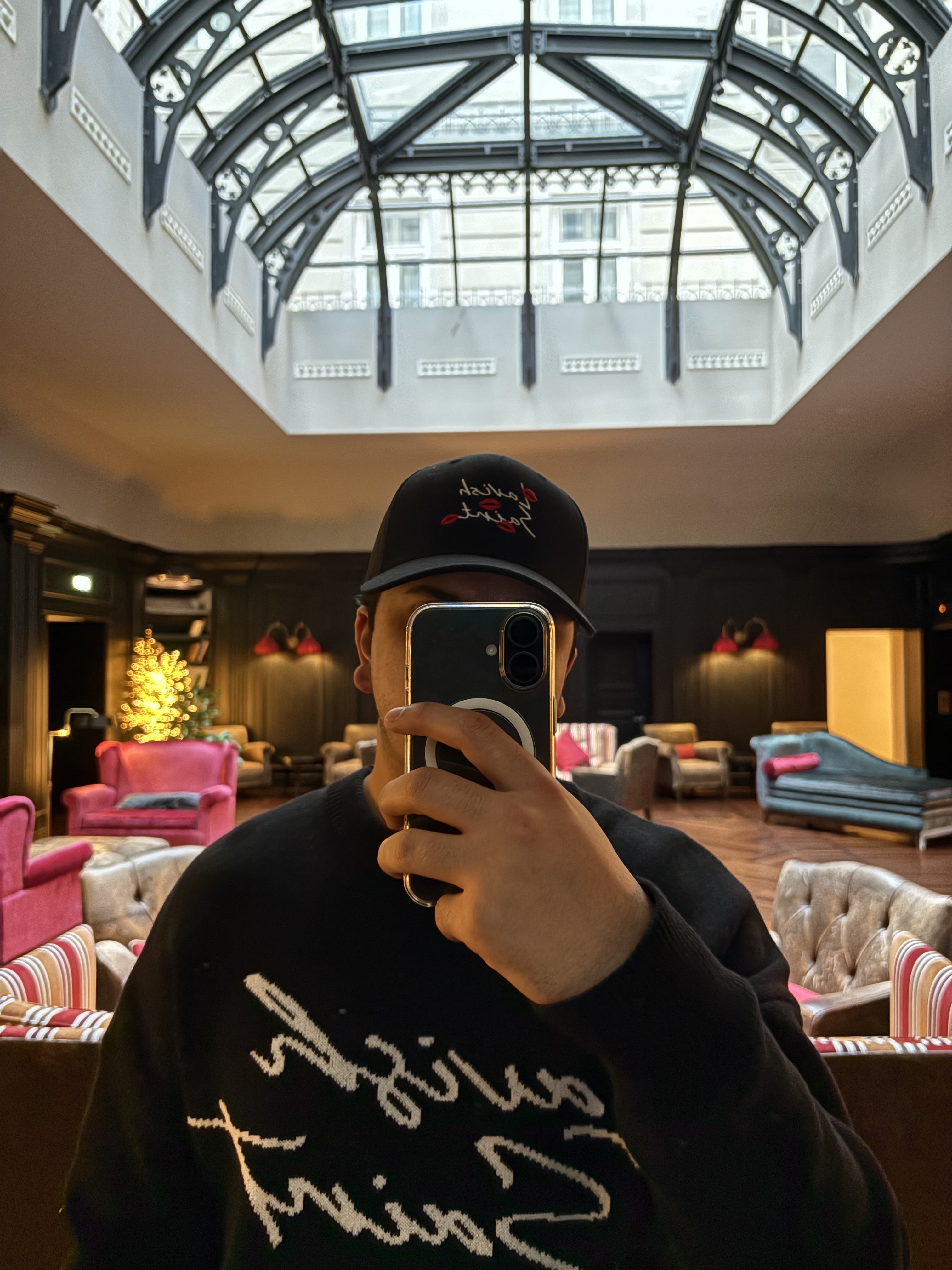 KISSES SIGNATURE CAP